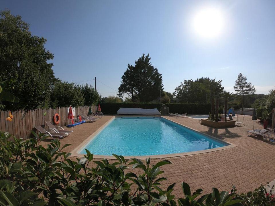 Camping Maeva Escapades Au P'Tit Bonheur Peyrillac-et-Millac Εξωτερικό φωτογραφία